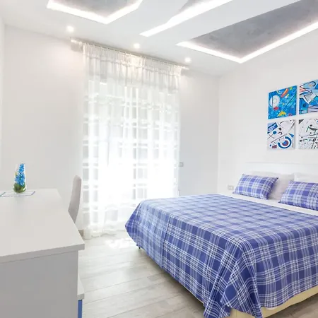 Sorrentovibes - New & Stylish Two Bedroom With Balconies Σορέντο