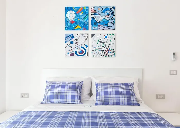 Sorrentovibes - New & Stylish Two Bedroom With Balconies *