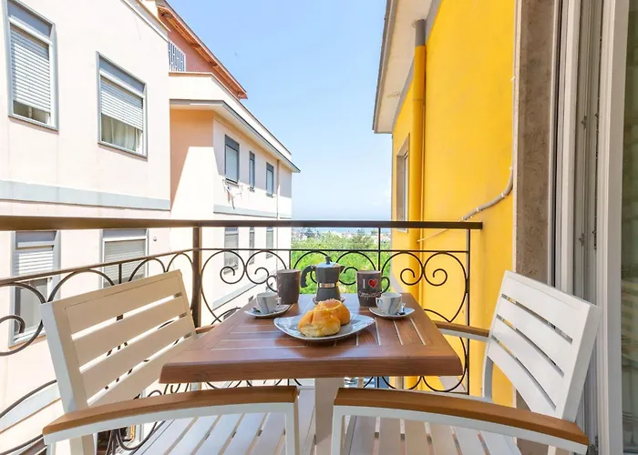 דירה Sorrentovibes - New & Stylish Two Bedroom With Balconies סורנטו